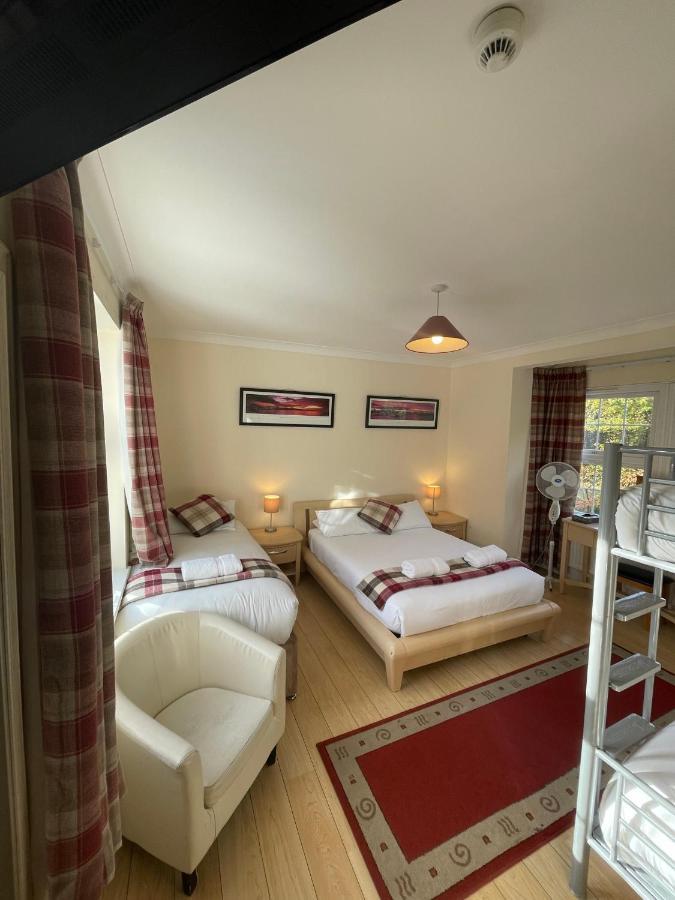 Oakhurst Gatwick B&B Crawley  Zewnętrze zdjęcie