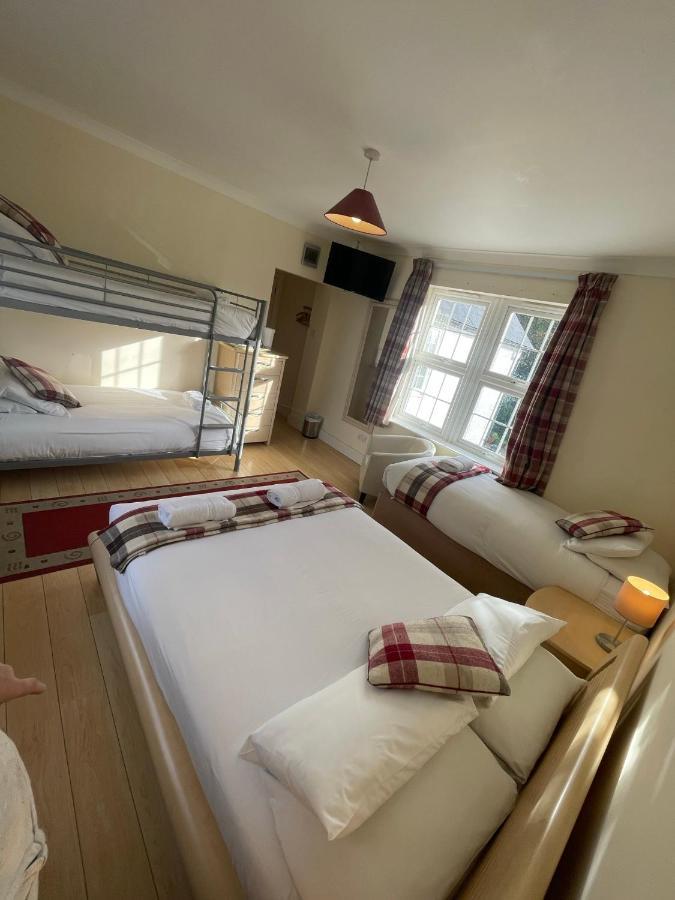 Oakhurst Gatwick B&B Crawley  Zewnętrze zdjęcie