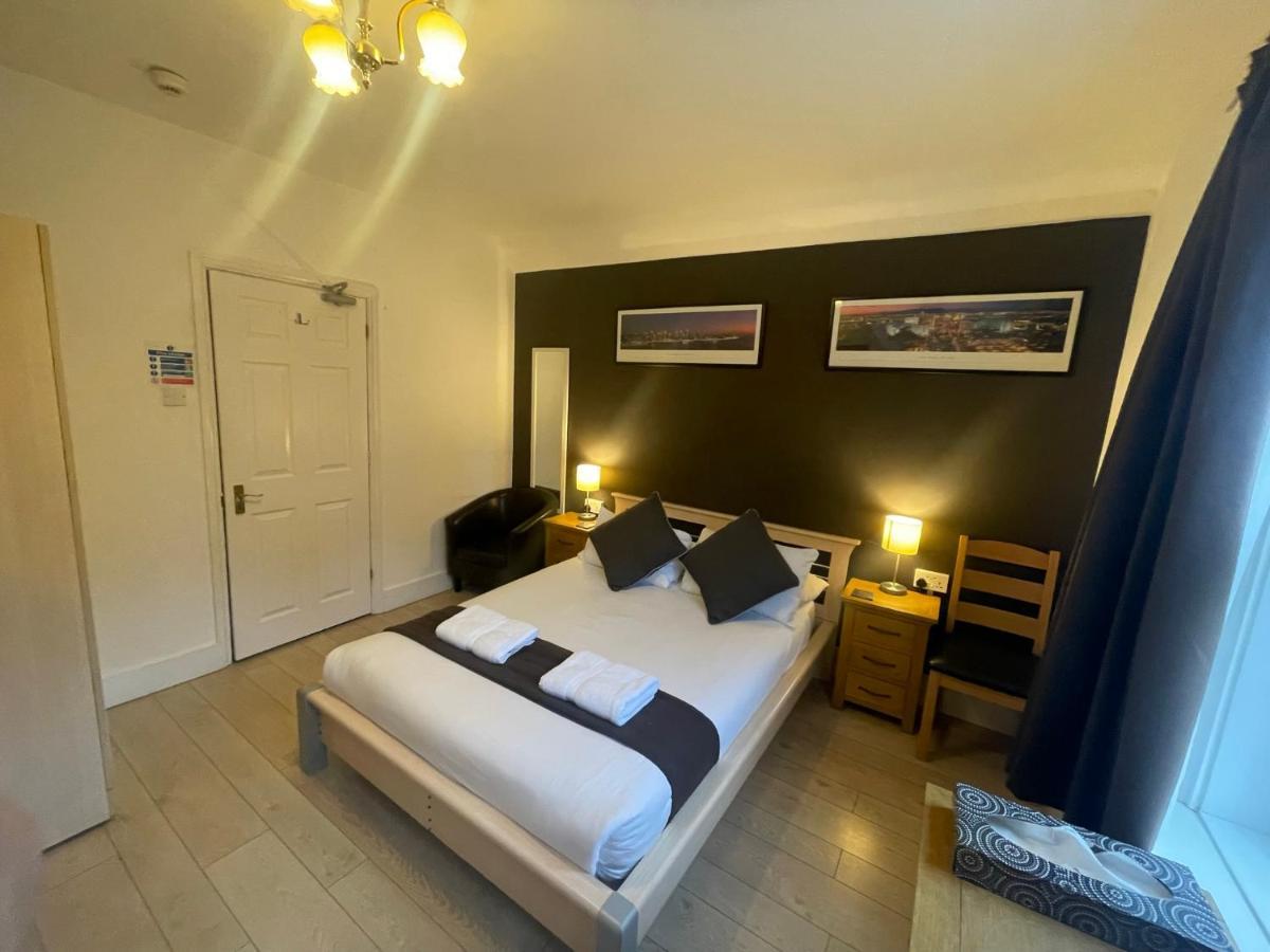 Oakhurst Gatwick B&B Crawley  Zewnętrze zdjęcie