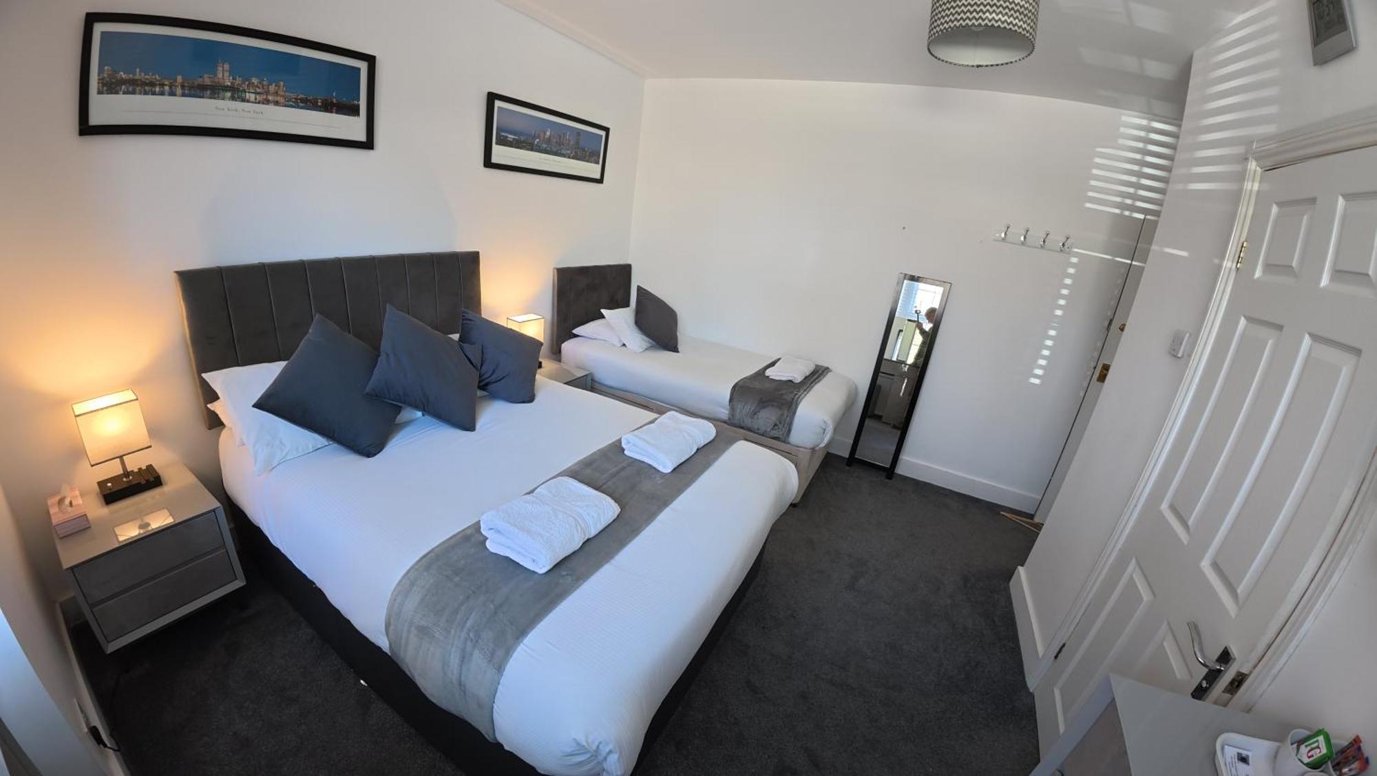 Oakhurst Gatwick B&B Crawley  Zewnętrze zdjęcie